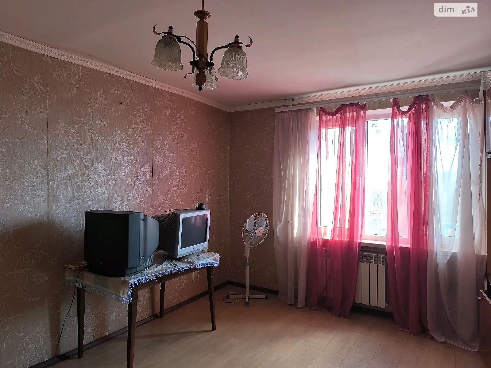 Продается 1-комнатная квартира 30 кв. м в Одессе, ул. Доковая, 4 - фото 1