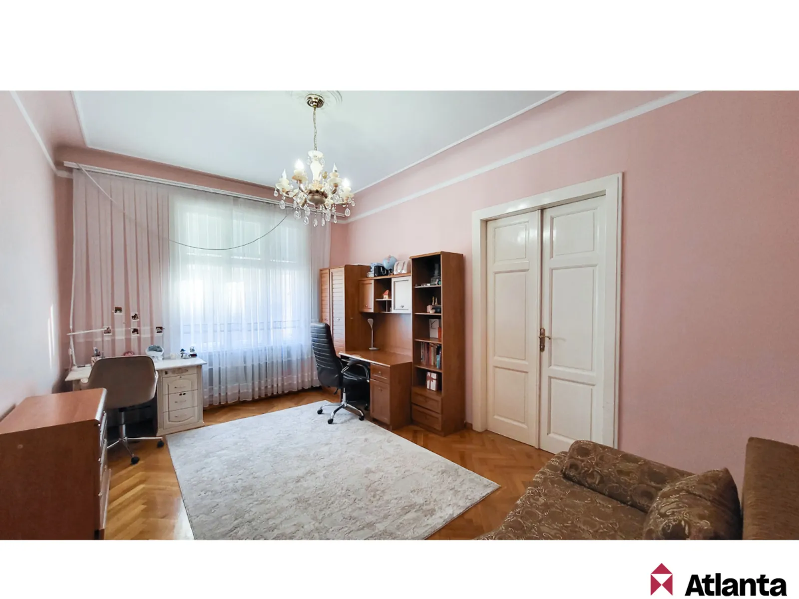 Продається 3-кімнатна квартира 91.8 кв. м у Чернівцях - фото 1