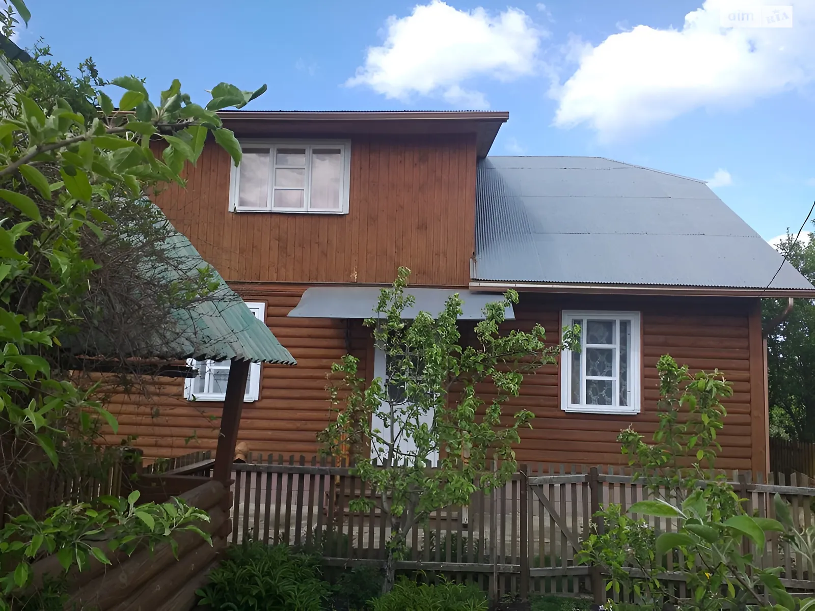 Продается дом на 2 этажа 125 кв. м с мансардой, цена: 39000 $ - фото 1