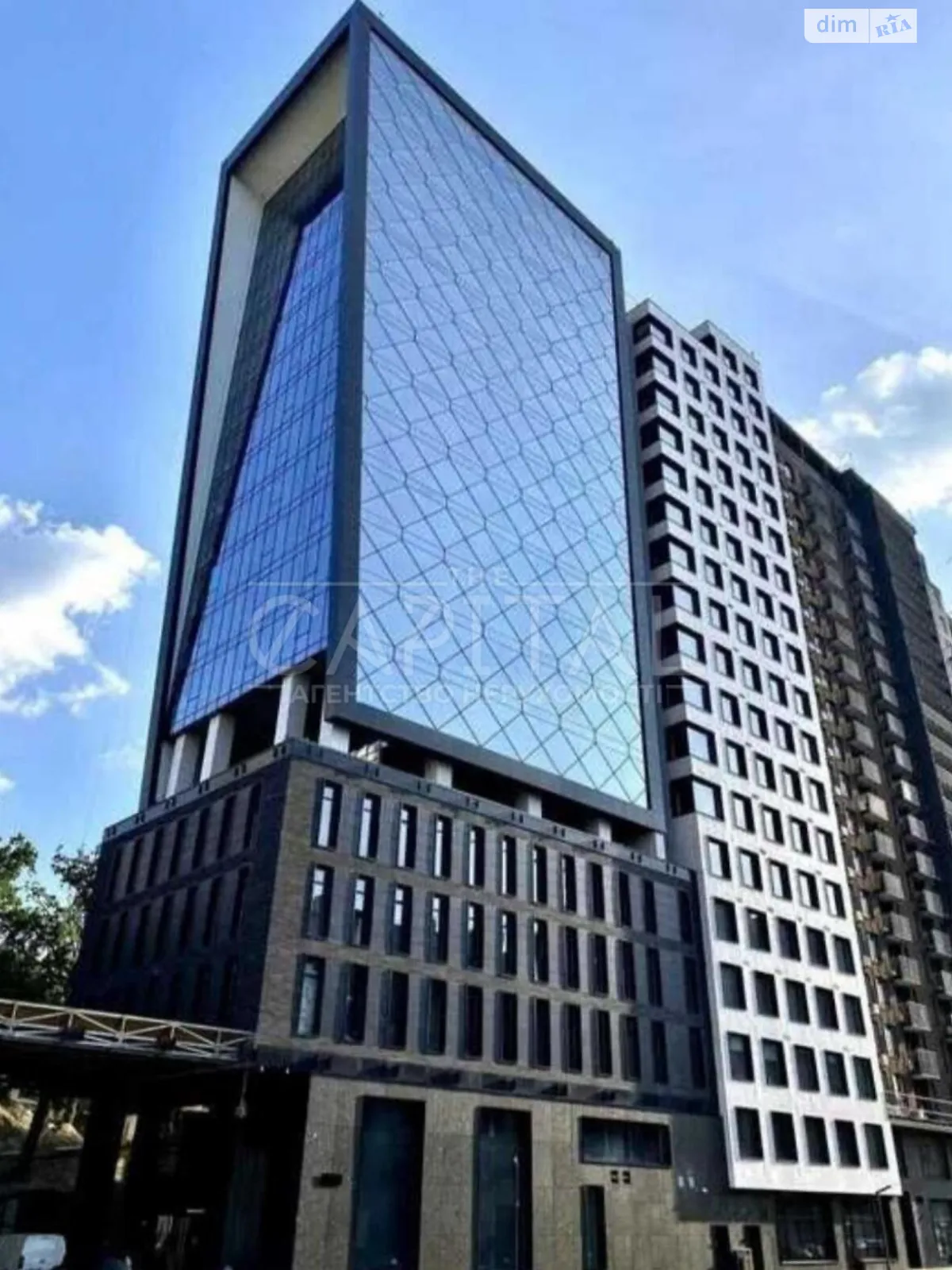 Продается офис 940.9 кв. м в бизнес-центре, цена: 1050000 $ - фото 1