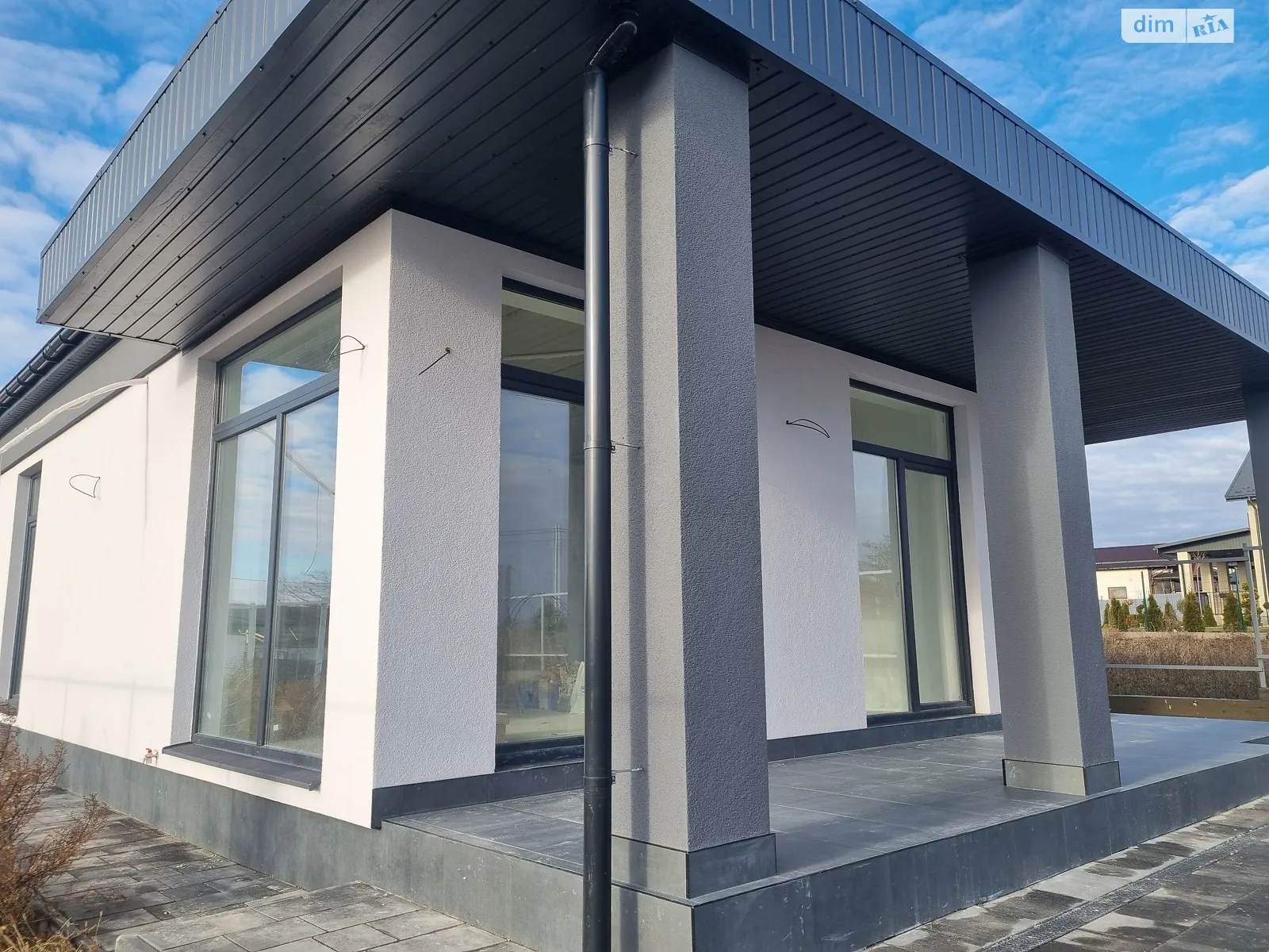 Продается одноэтажный дом 100 кв. м с беседкой, цена: 105000 $ - фото 1