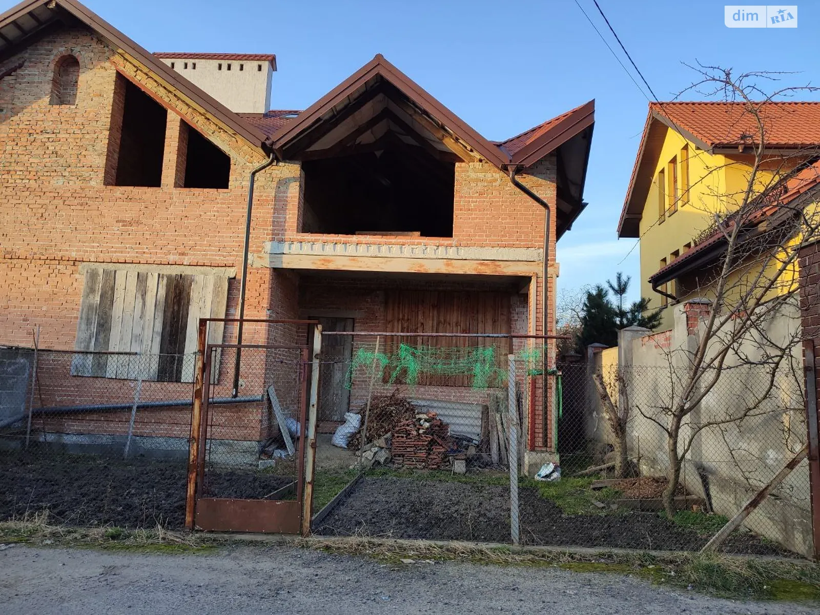 Продається частина будинку 250 кв. м с басейном, цена: 65000 $ - фото 1
