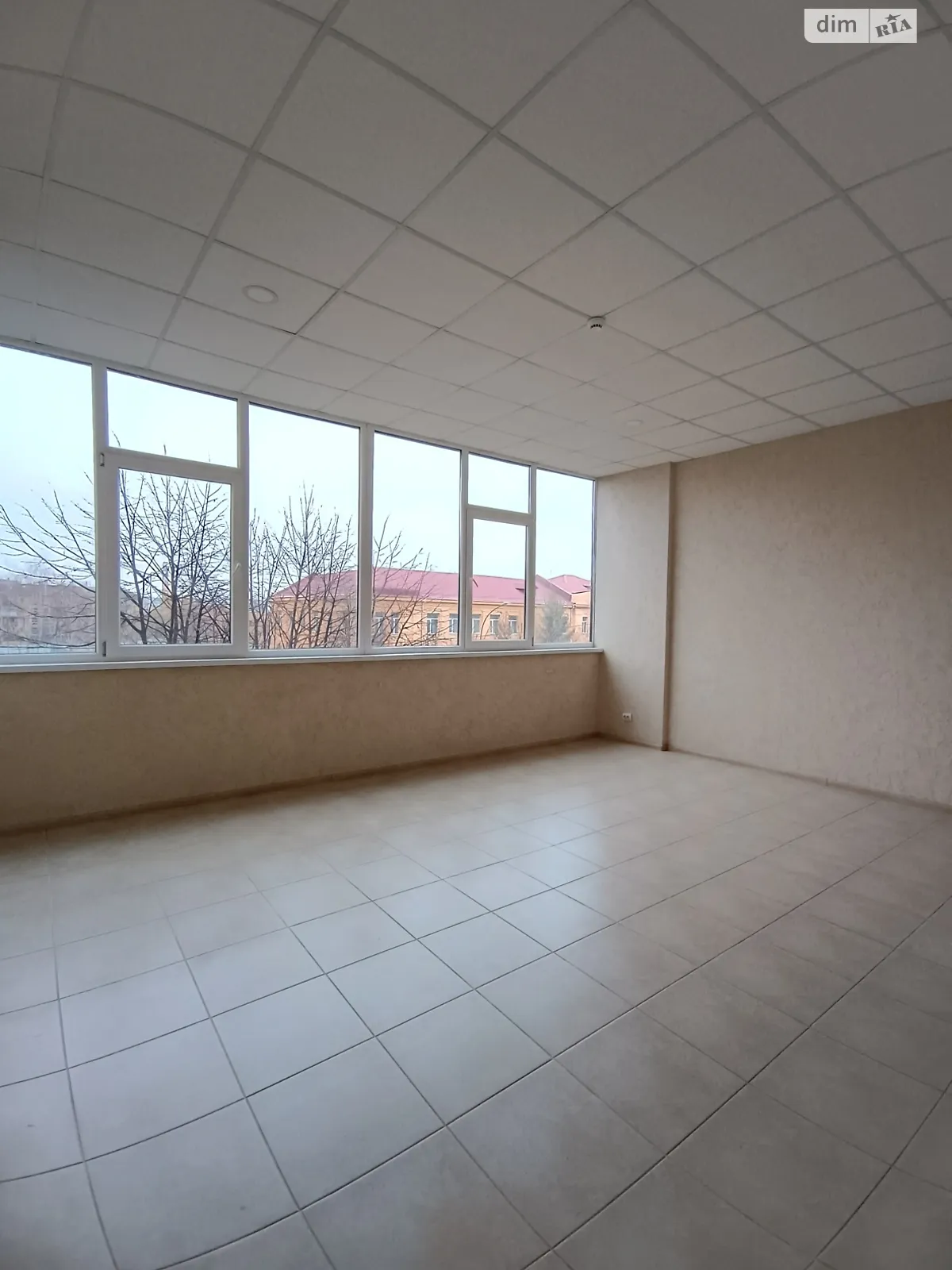 Сдается в аренду офис 30 кв. м в бизнес-центре, цена: 5500 грн - фото 1