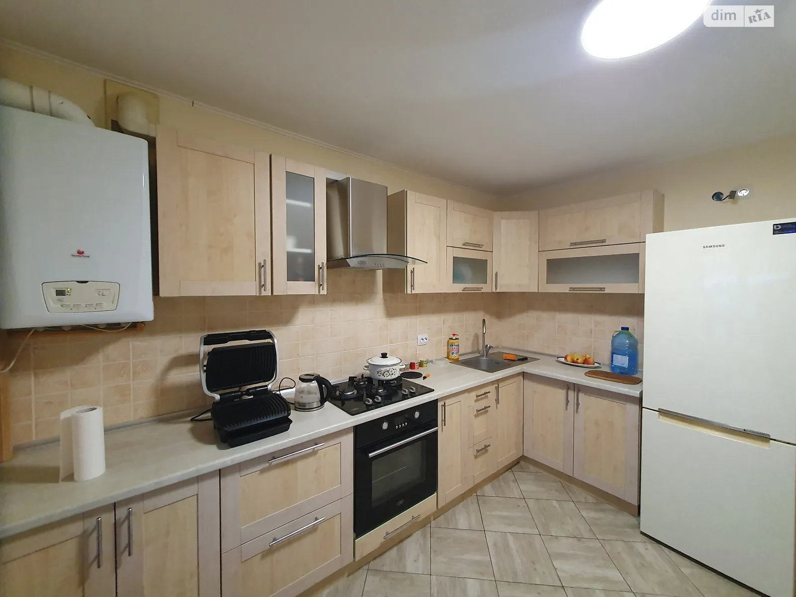 1-комнатная квартира 45 кв. м в, цена: 250 $ - фото 1