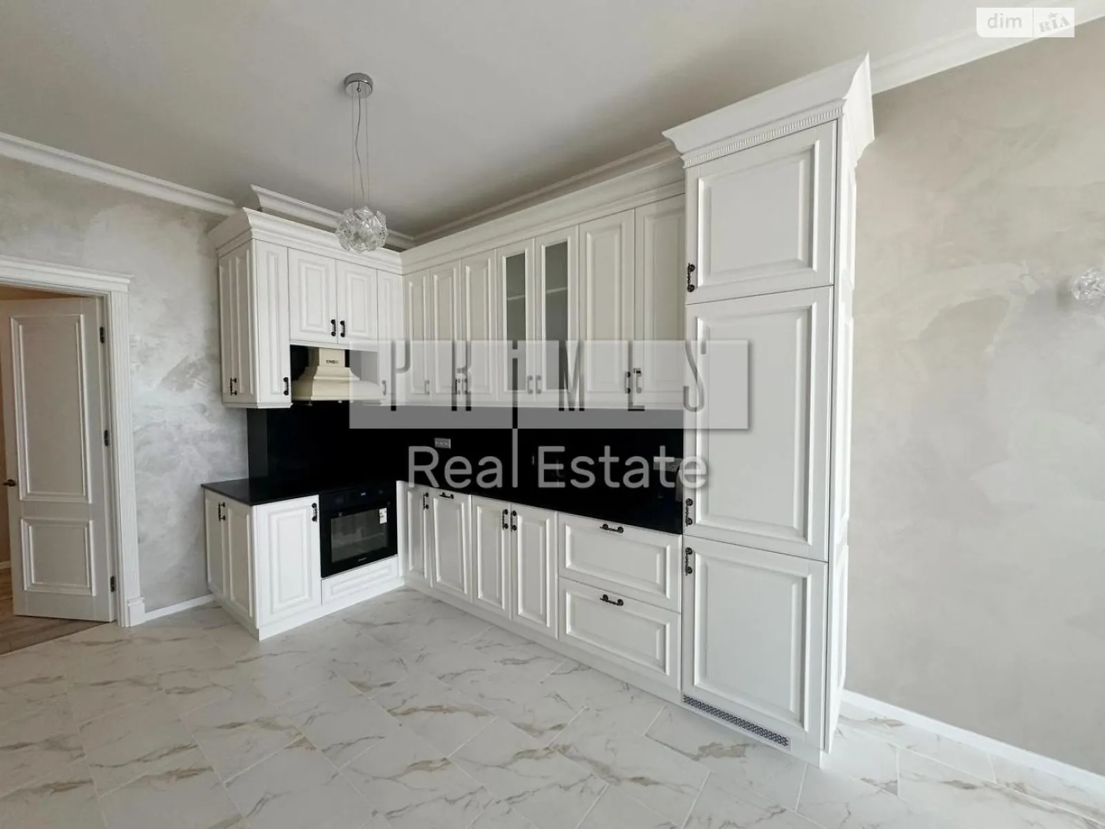 Продається 3-кімнатна квартира 87 кв. м у Києві, вул. Маккейна Джона, 3А - фото 1