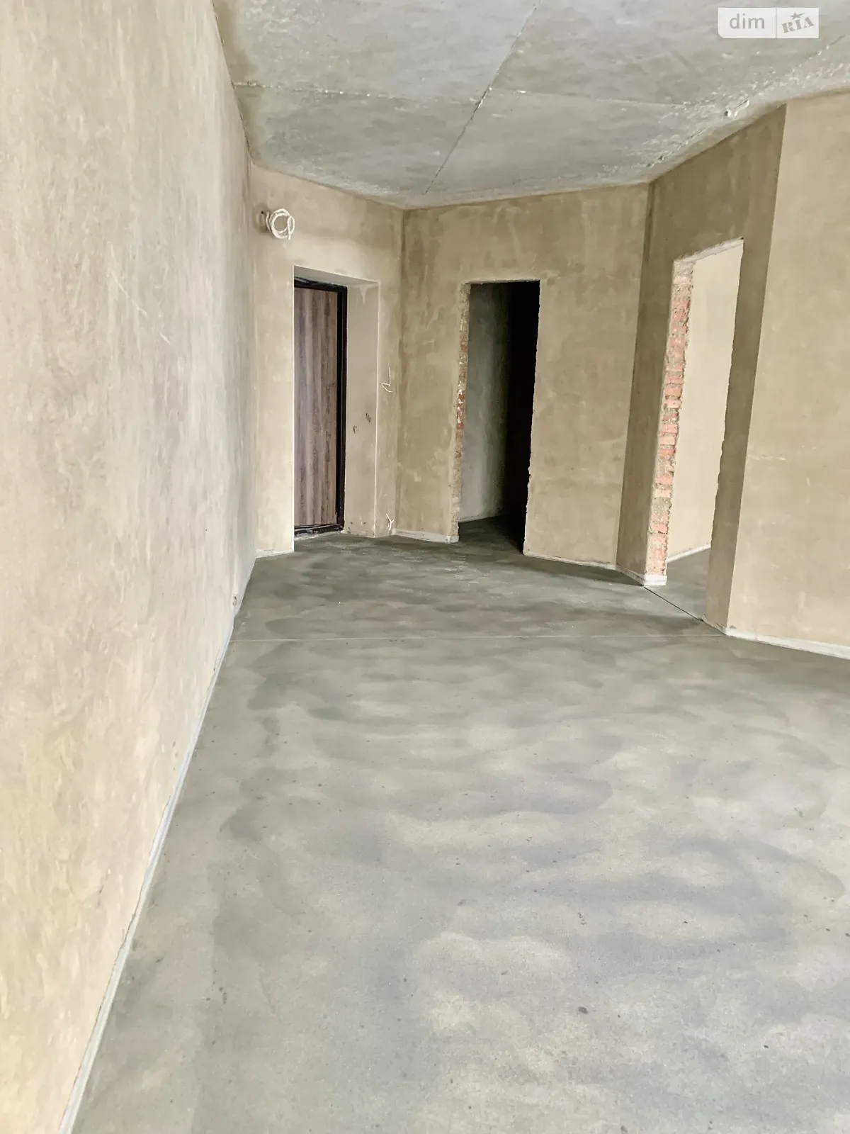 Продается 1-комнатная квартира 42 кв. м в Ровно, ул. Соборная, 289 - фото 1