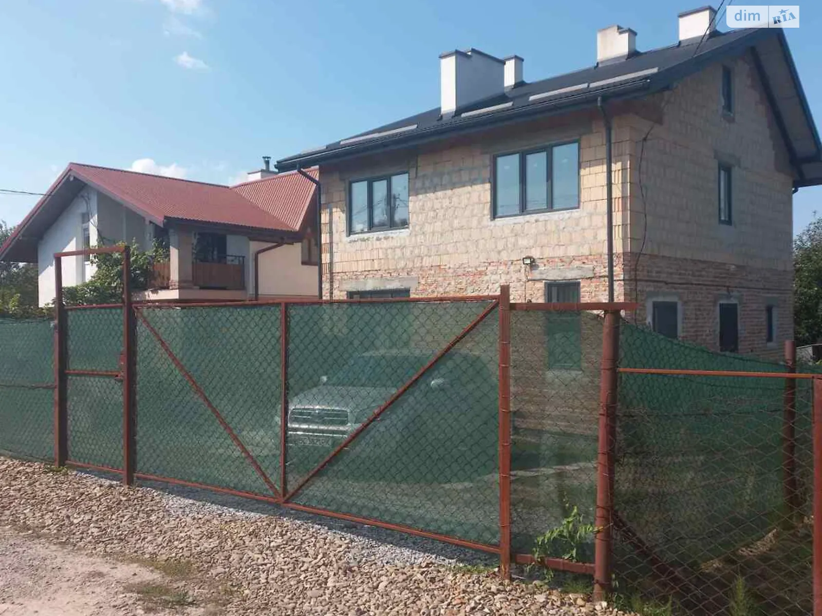 Продается дом на 2 этажа 106.2 кв. м с камином, цена: 99500 $ - фото 1