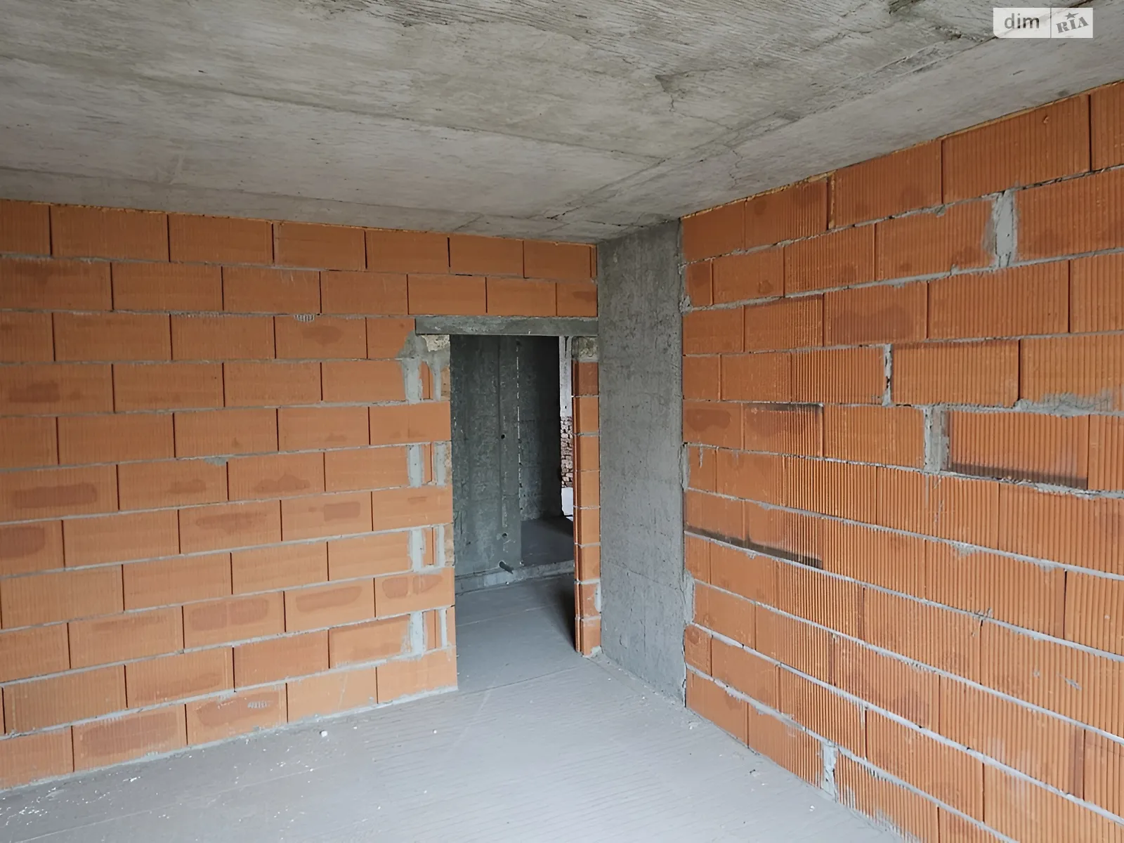 Продается 1-комнатная квартира 43 кв. м в Ивано-Франковске, ул. Химиков, 29 - фото 1