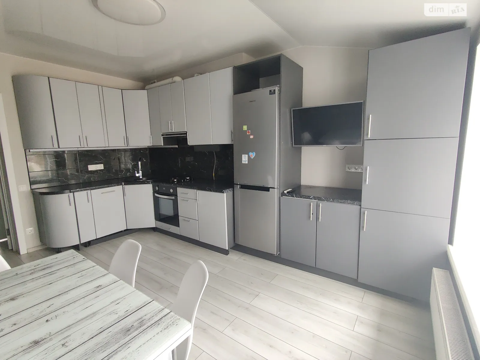 Продається 2-кімнатна квартира 59 кв. м у Ірпені, вул. Білокур(Курська), 7 - фото 1