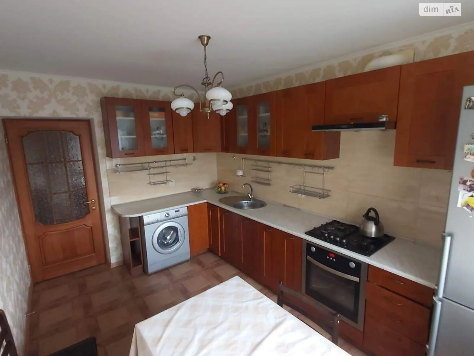 Продается 4-комнатная квартира 79.3 кв. м в Черноморске, цена: 55000 $ - фото 1