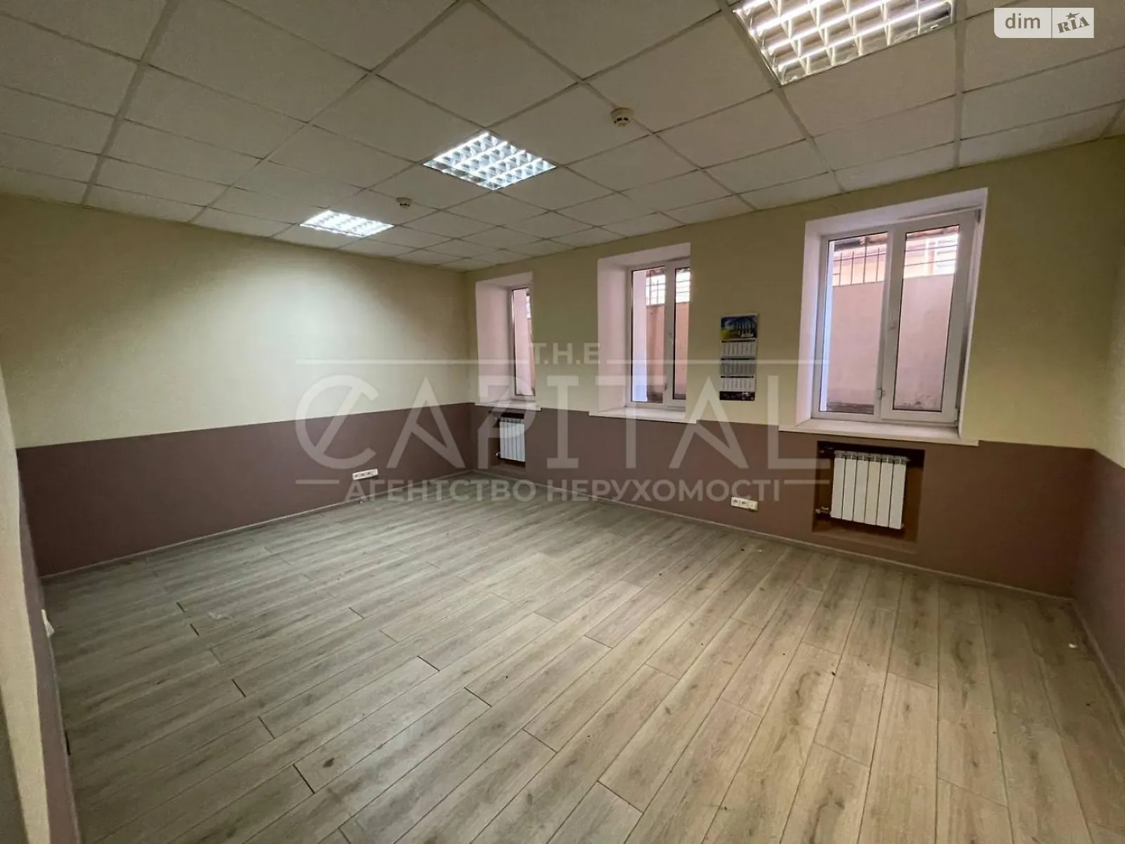 Здається в оренду офіс 306 кв. м в бізнес-центрі, цена: 2000 $ - фото 1