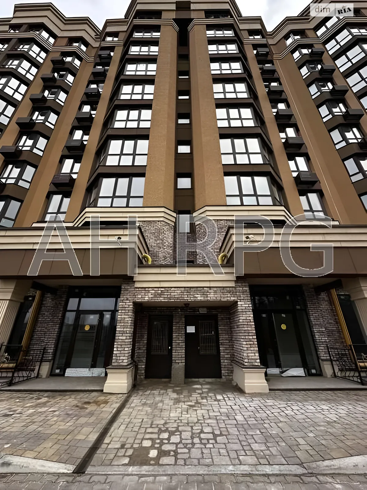 Продается 1-комнатная квартира 40.4 кв. м в Новоселках, ул. Мира, 14 - фото 1