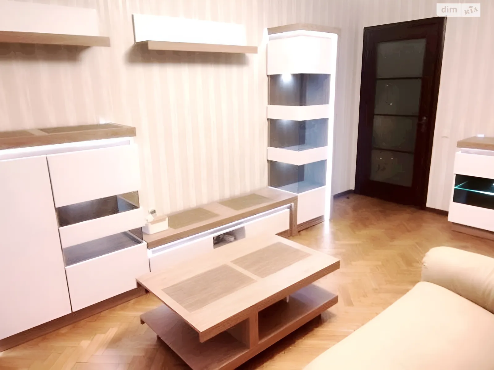 Сдается в аренду 2-комнатная квартира 43 кв. м в Одессе, просп. Адмиральский - фото 1