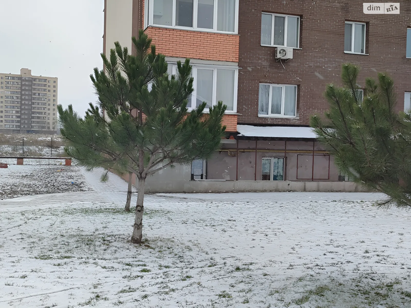 Продается помещения свободного назначения 60 кв. м в 12-этажном здании, цена: 33913 $ - фото 1