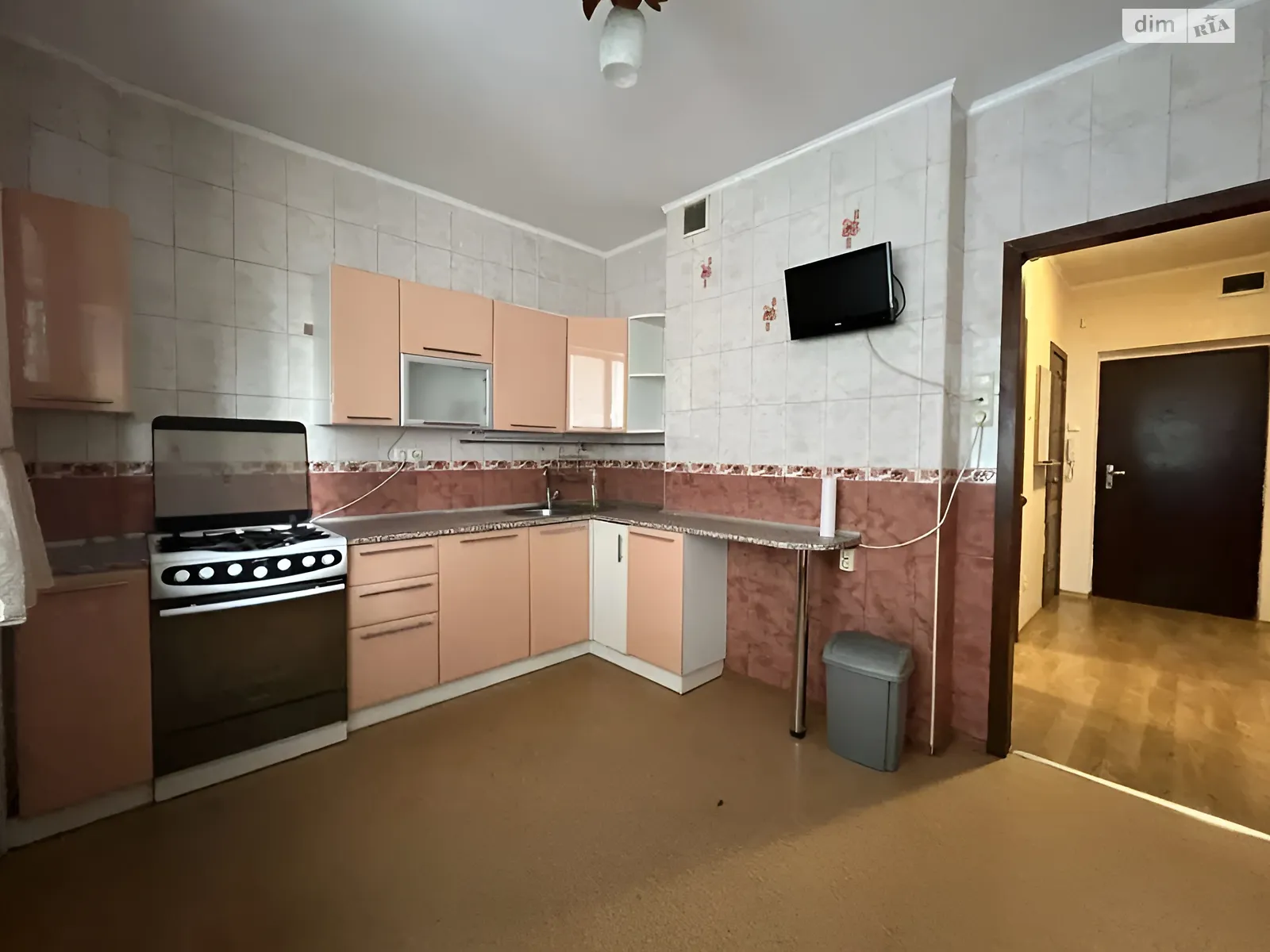 Сдается в аренду 1-комнатная квартира 49 кв. м в Харькове, ул. Сухумская, 24 - фото 1