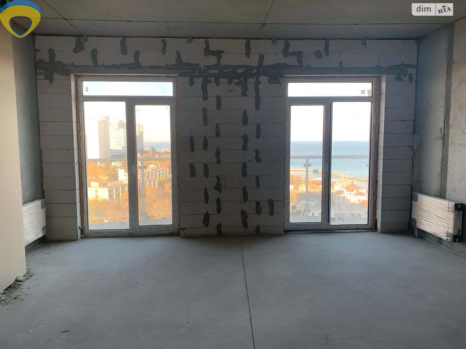Продається 1-кімнатна квартира 45 кв. м у Одесі, пров. Кордонний, 2/2 - фото 1