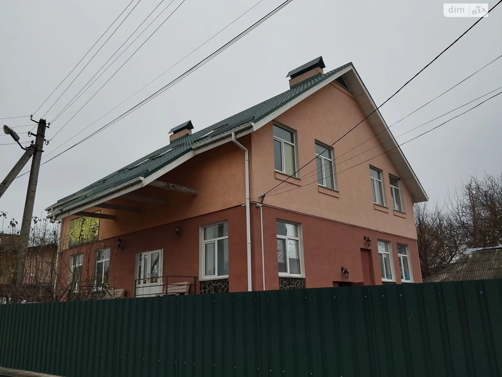 Продается дом на 2 этажа 379 кв. м с камином, ул. Свободы(Ватутина), 1 - фото 1