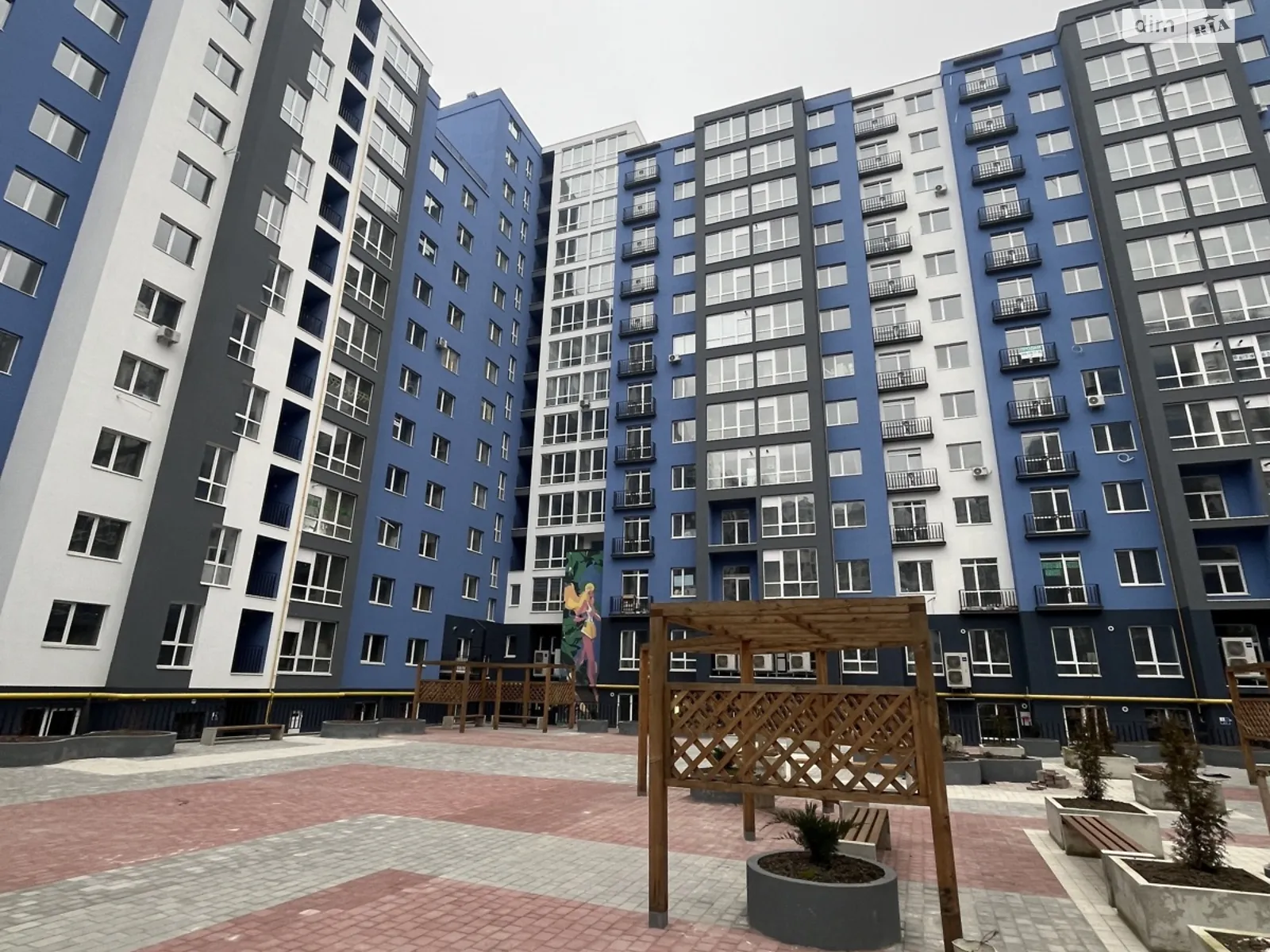 Продается 1-комнатная квартира 42.5 кв. м в Ивано-Франковске, ул. Княгинин - фото 1