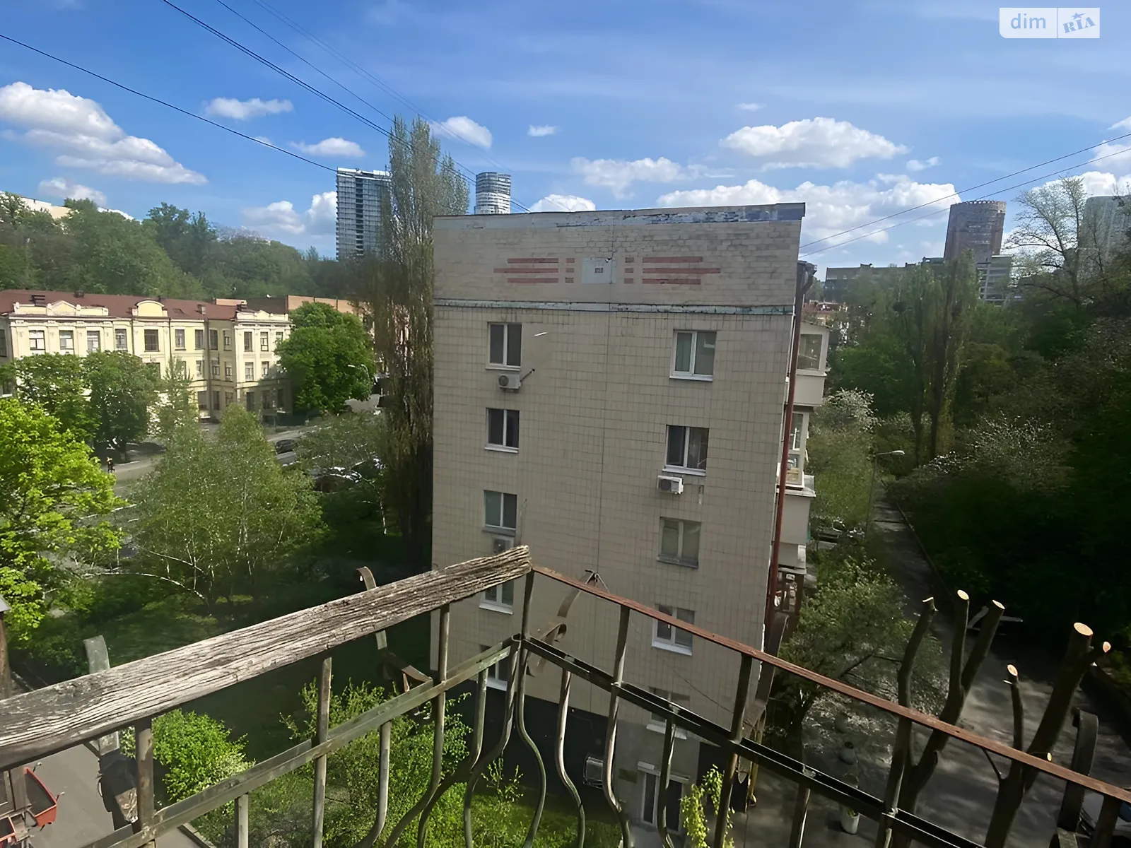 Продается 3-комнатная квартира 86.9 кв. м в Киеве, ул. Мечникова, 6 - фото 1