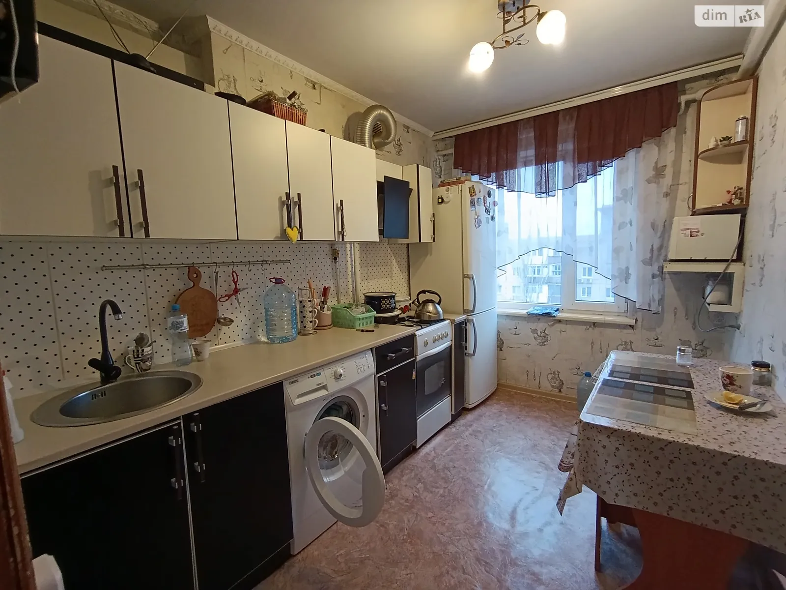 Продается 3-комнатная квартира 56 кв. м в Николаеве, просп. Мира - фото 1