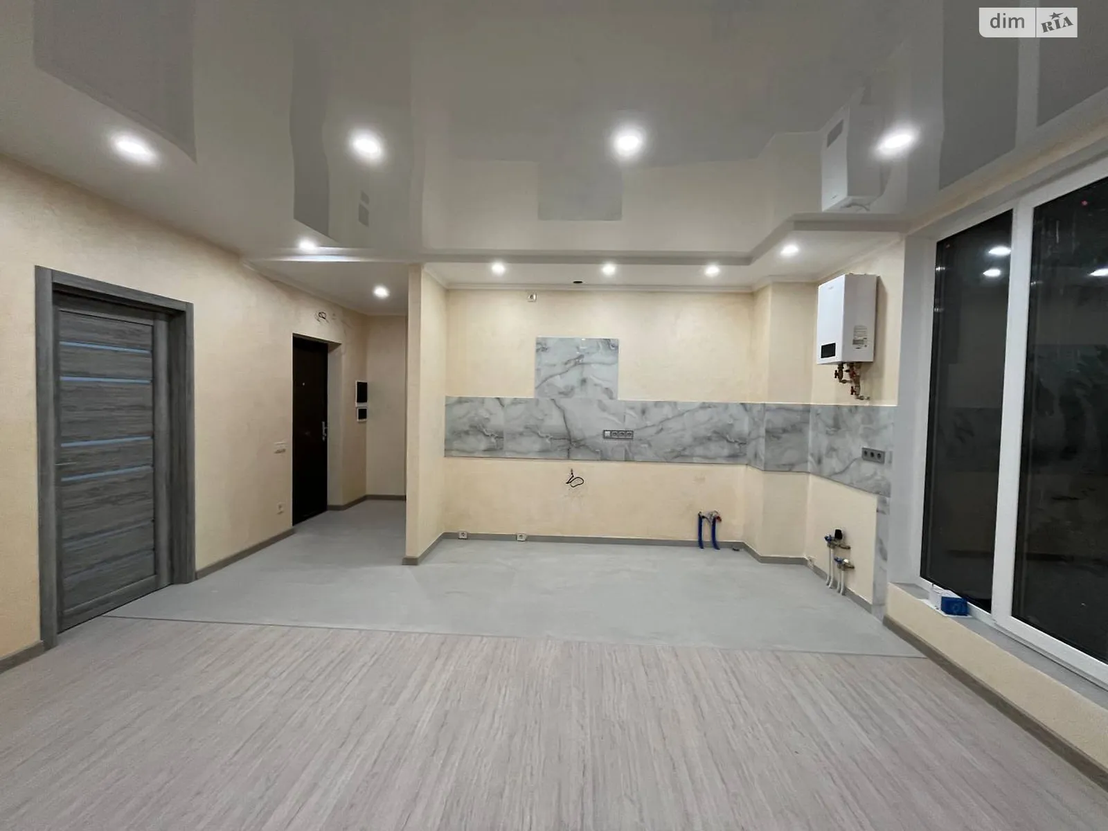 Продається 1-кімнатна квартира 44 кв. м у Гатне, вул. Інститутська - фото 1