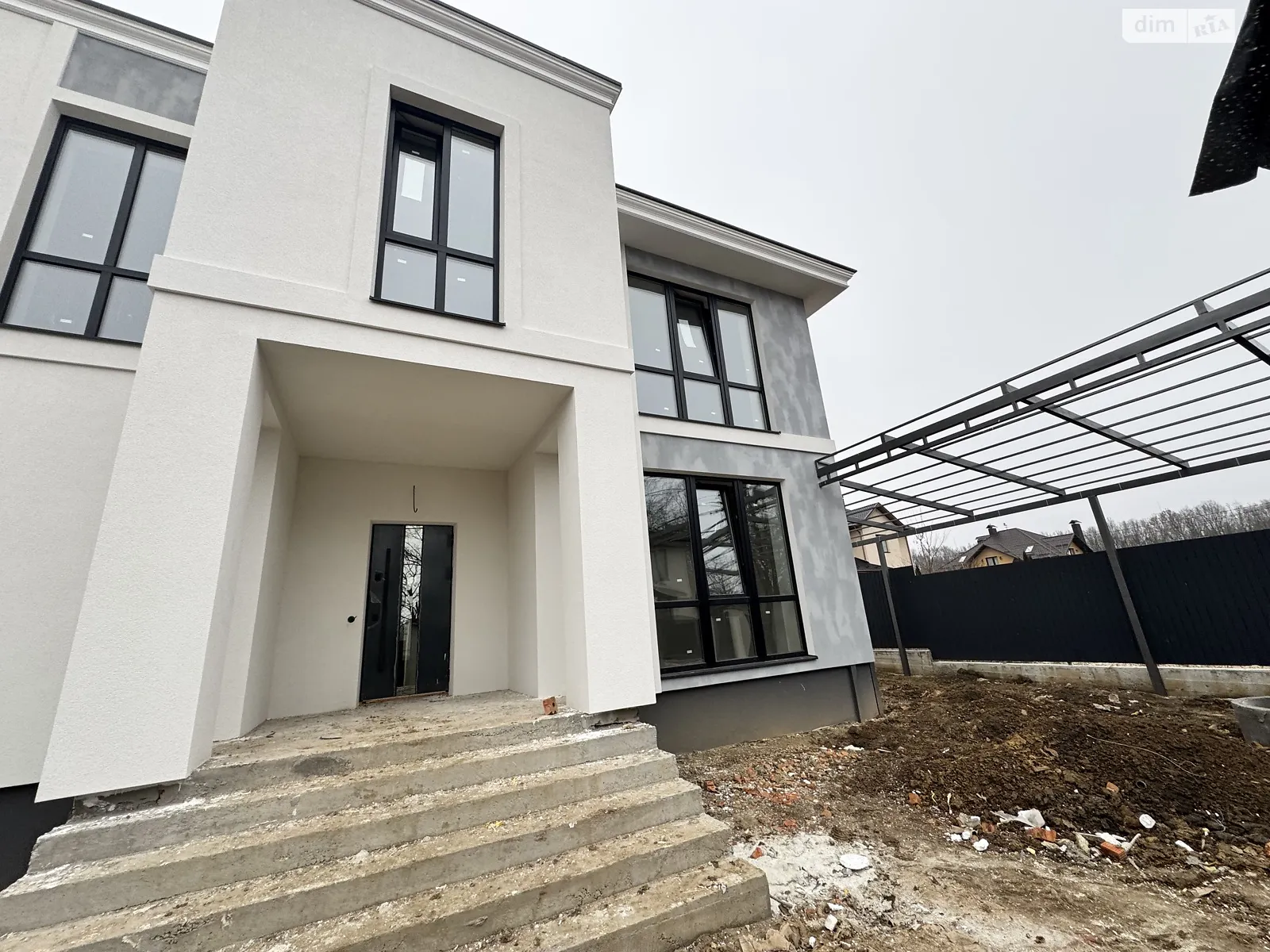 Продается дом на 2 этажа 170 кв. м с участком, цена: 164999 $ - фото 1