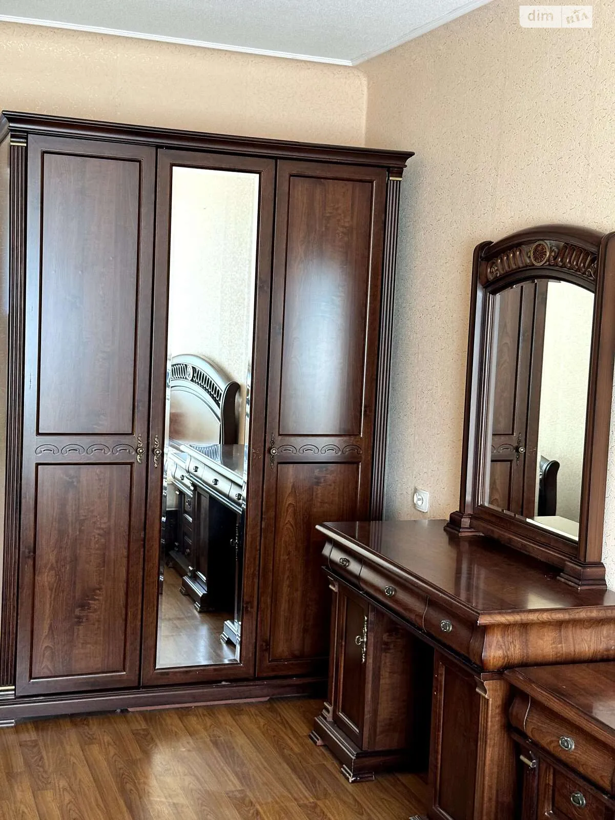 Продається 3-кімнатна квартира 59 кв. м у Лубнах, вул. Ярослава Мудрого (Леніна), 36 - фото 1