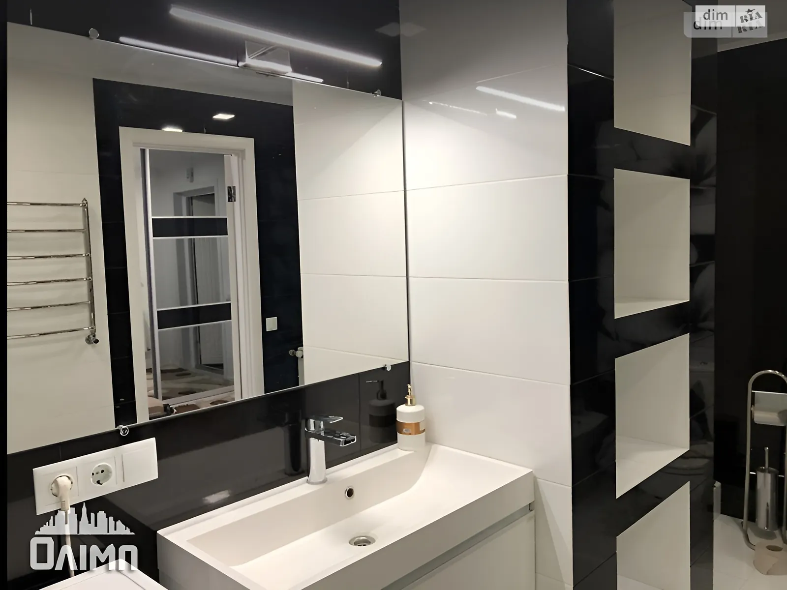 Продается 2-комнатная квартира 76 кв. м в Виннице, ул. Замостянская, 34А - фото 1
