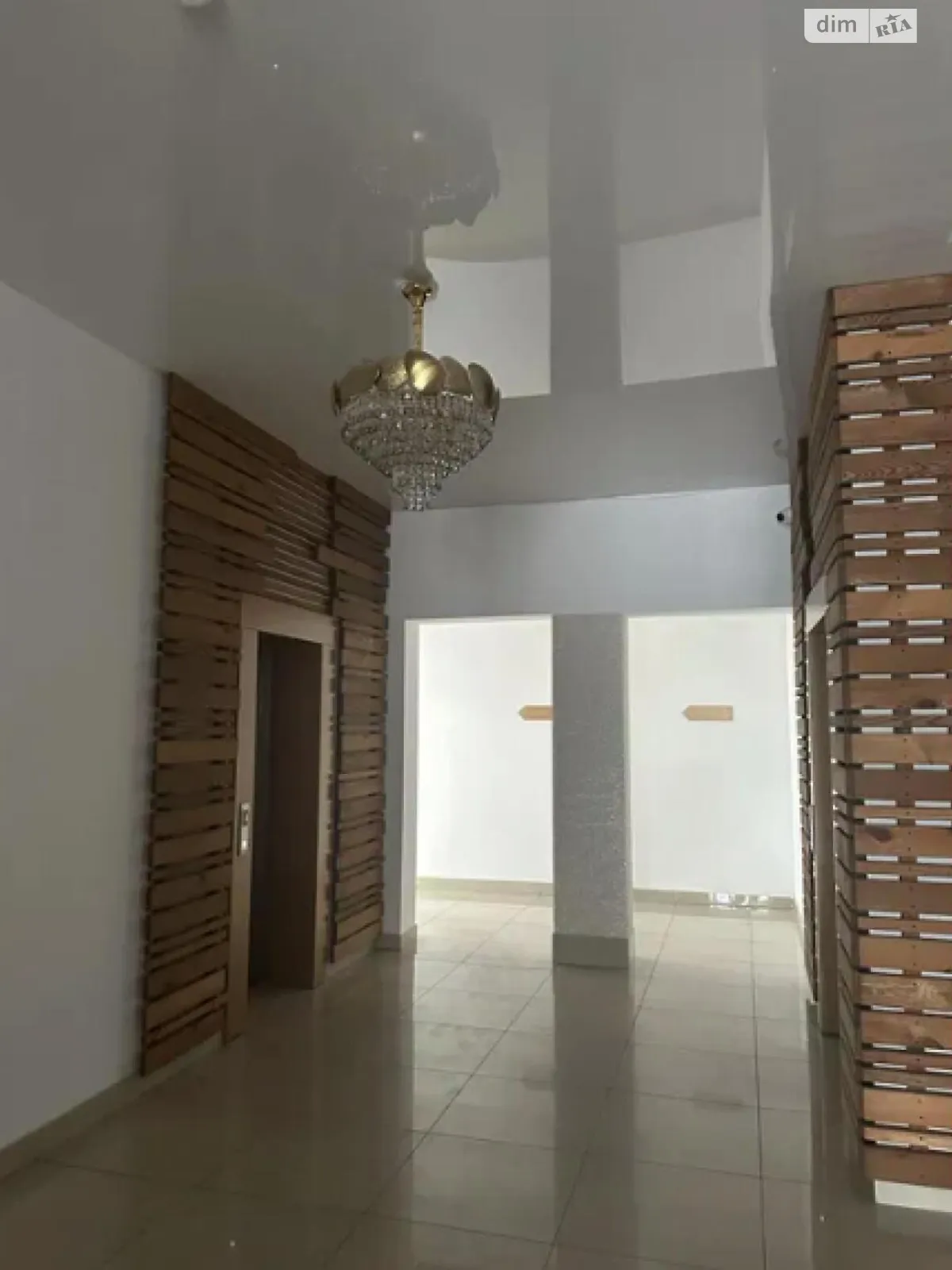 Продается 1-комнатная квартира 42.6 кв. м в Одессе, ул. Львовская, 15Б - фото 1