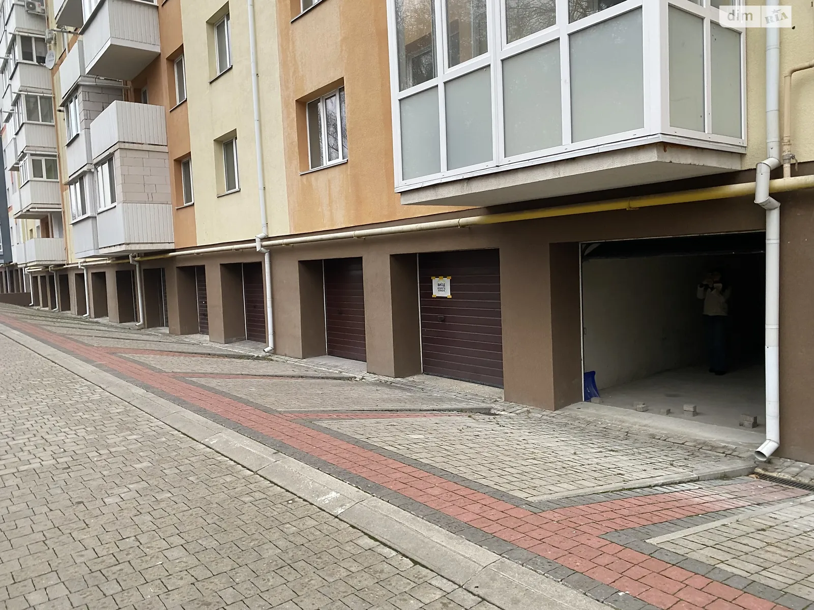 Здається в оренду окремий гараж під легкове авто на 26.2 кв. м, цена: 4000 грн - фото 1