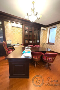 Продажа офисного помещения, Киев, р‑н. Печерский, ст.м. Дворец Украина, Ковпака улица, дом 17