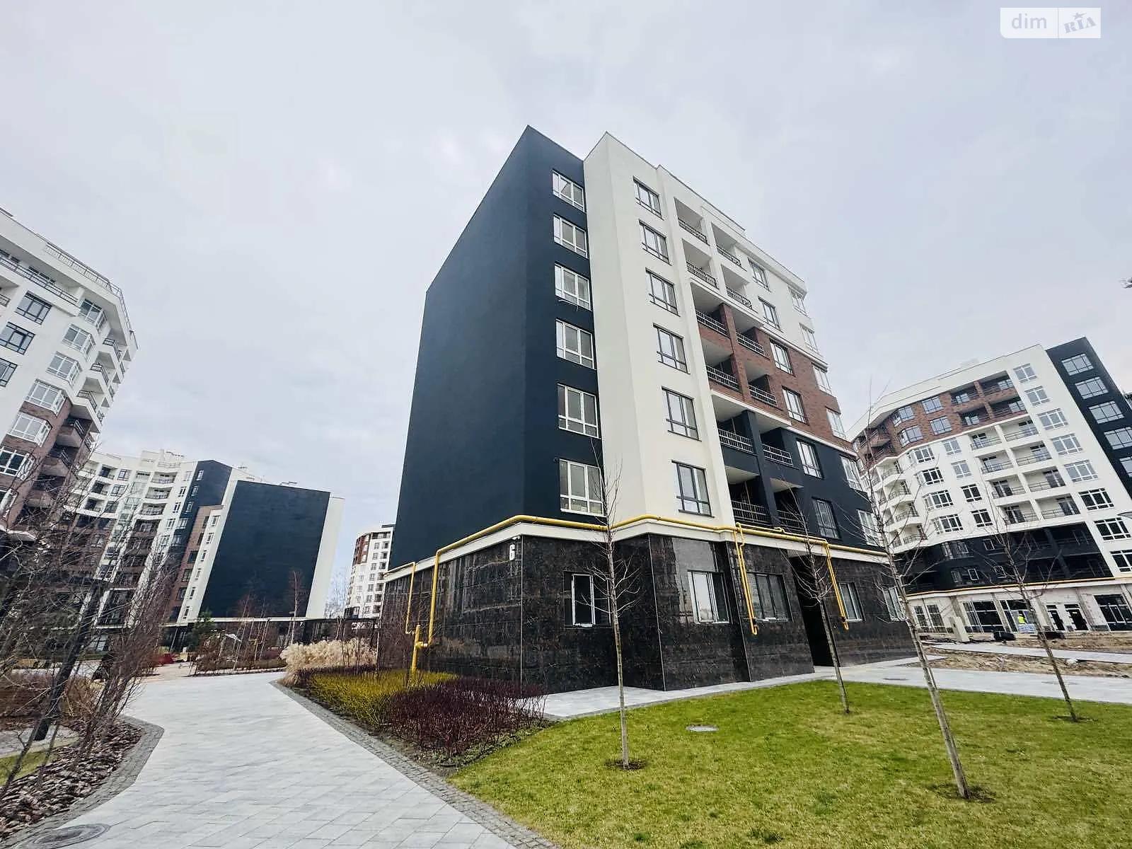 Продается 1-комнатная квартира 38.65 кв. м в Ирпене, ул. Кобылянской Ольги, 1В/20 - фото 1