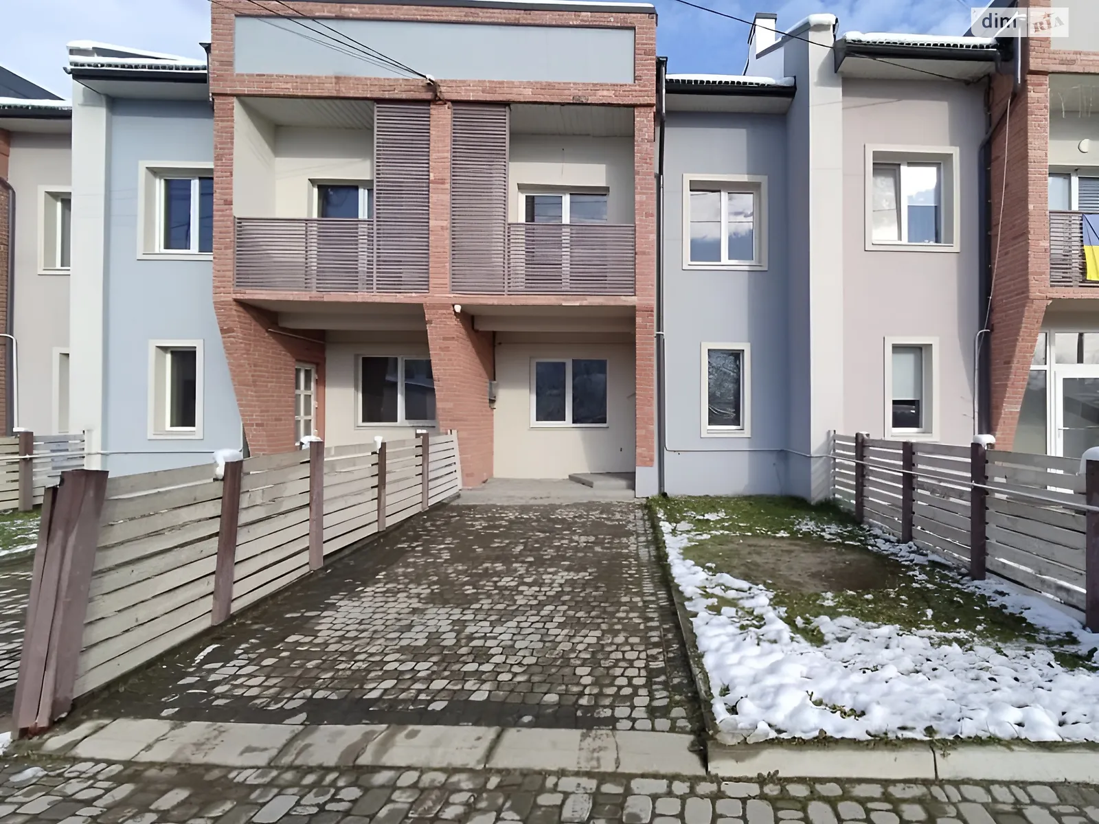 вулиця Уляни Кравченко, 7В Коломыя, цена: 100000 $ - фото 1