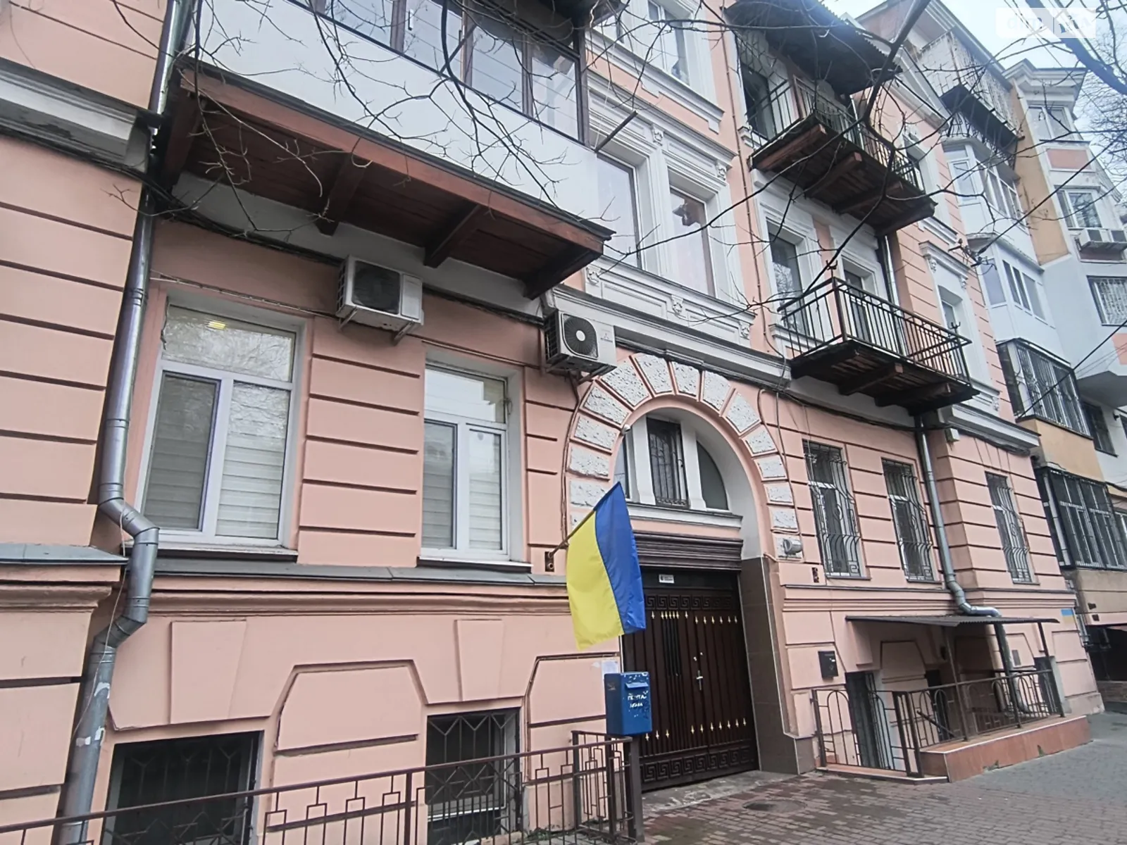 Продается 4-комнатная квартира 75 кв. м в Одессе, ул. Успенская, 123 - фото 1