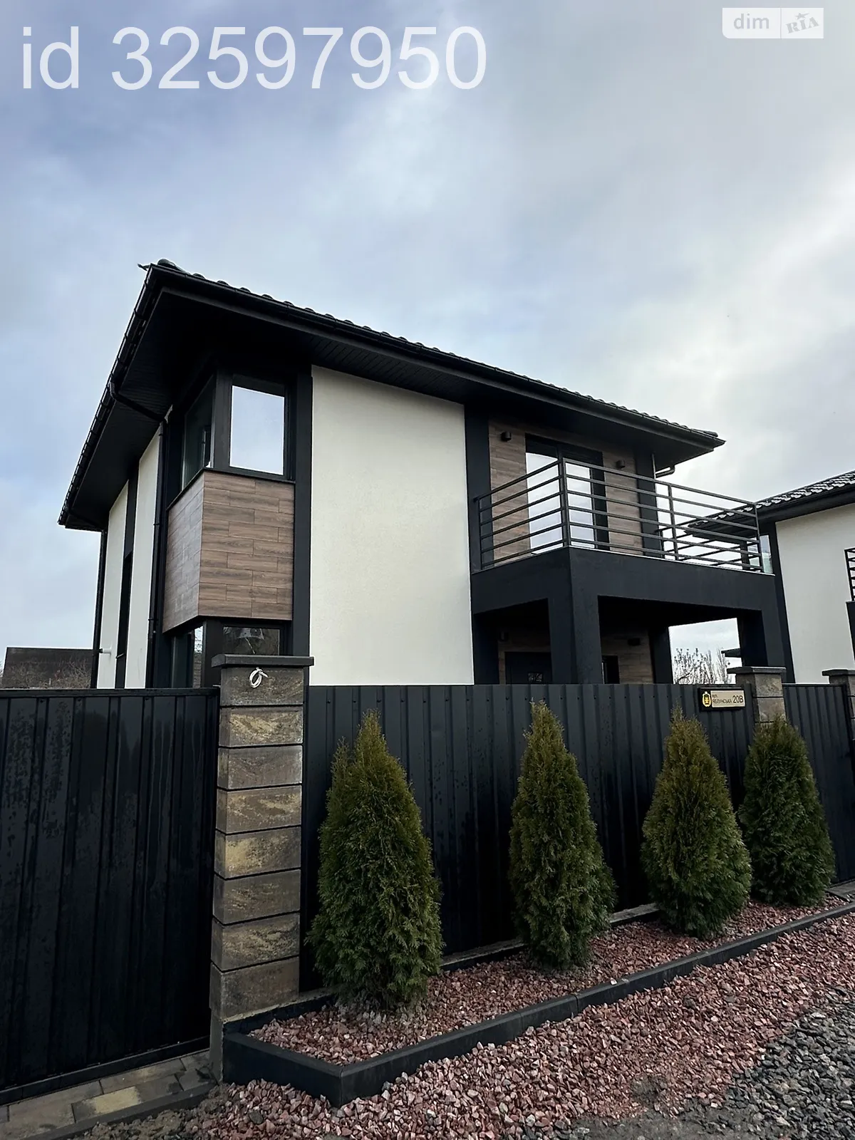 Продается дом на 2 этажа 120 кв. м с мансардой, цена: 119000 $ - фото 1