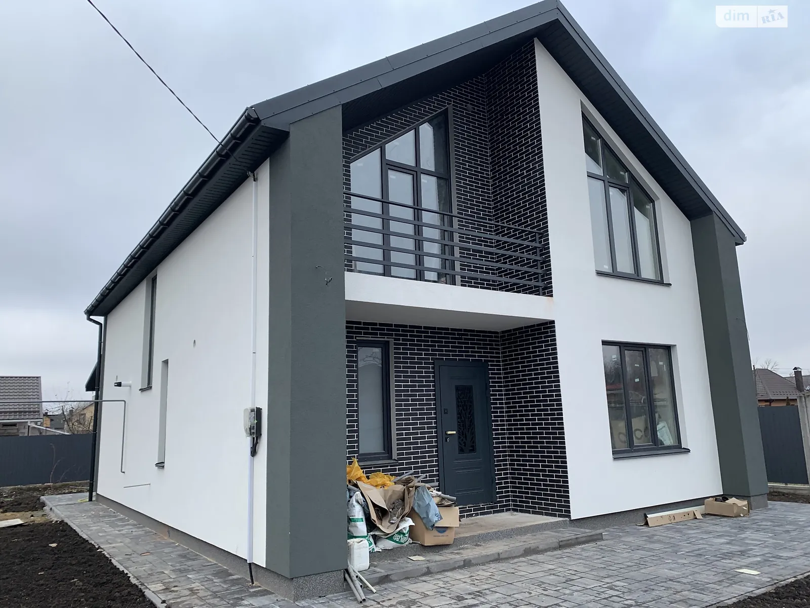 Продається будинок 2 поверховий 140 кв. м з гаражем, цена: 140000 $ - фото 1