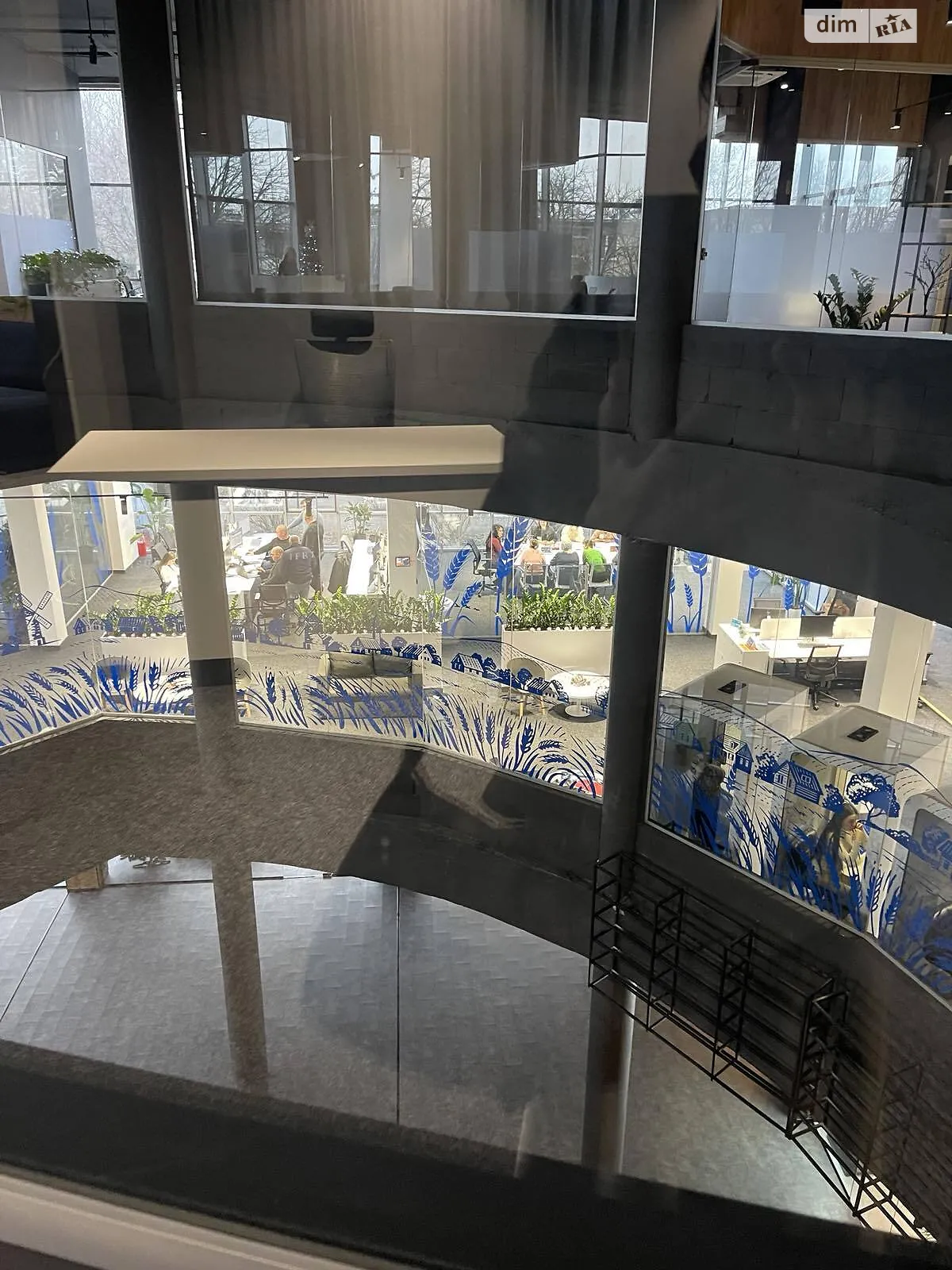 Сдается в аренду офис 10 кв. м в бизнес-центре, цена: 250 $ - фото 1