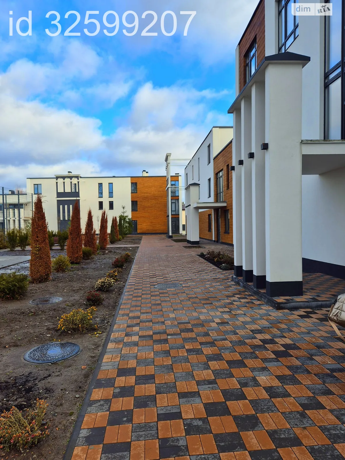 Продается 2-комнатная квартира 50 кв. м в Белой Церкви, ул. Таращанская, 207 - фото 1