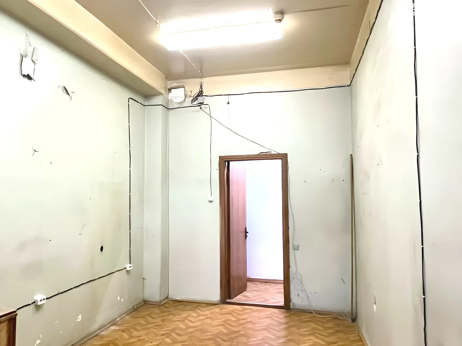 Сдается в аренду объект сферы услуг 21 кв. м в 4-этажном здании, цена: 5460 грн - фото 1