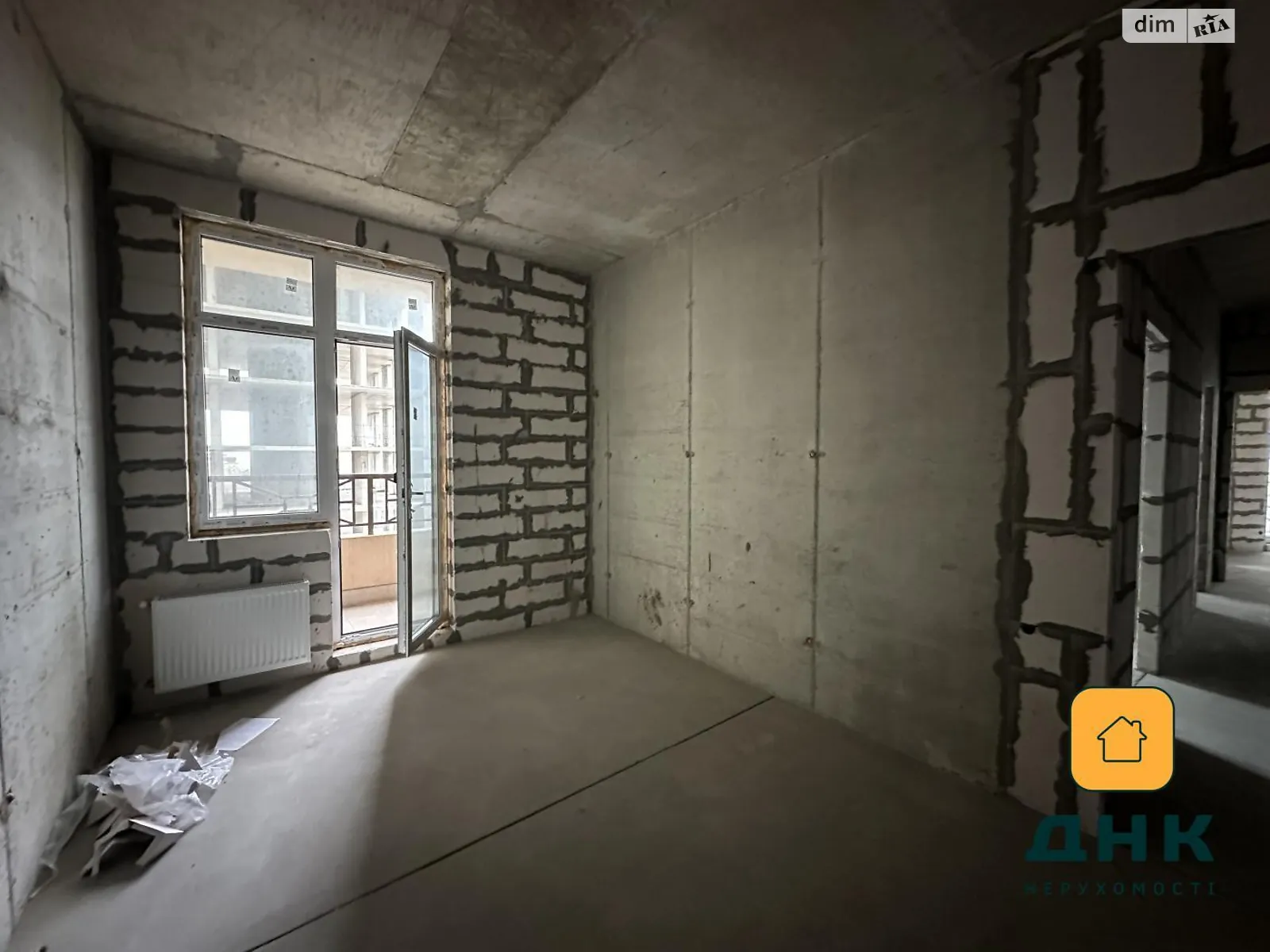 Продається 3-кімнатна квартира 83 кв. м у Одесі, пров. Курортний, 1 - фото 1