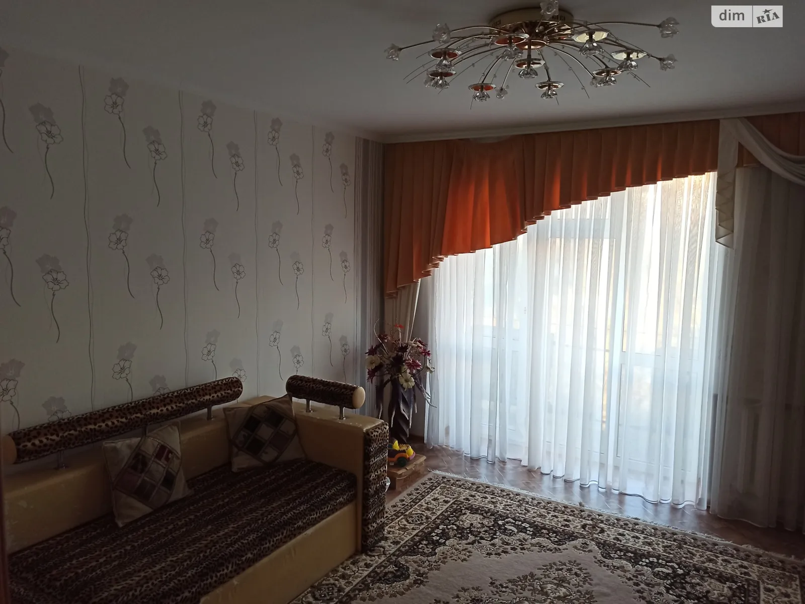 Продається 3-кімнатна квартира 64 кв. м у Хмельницькому, вул. Зарічанська, 32 - фото 1