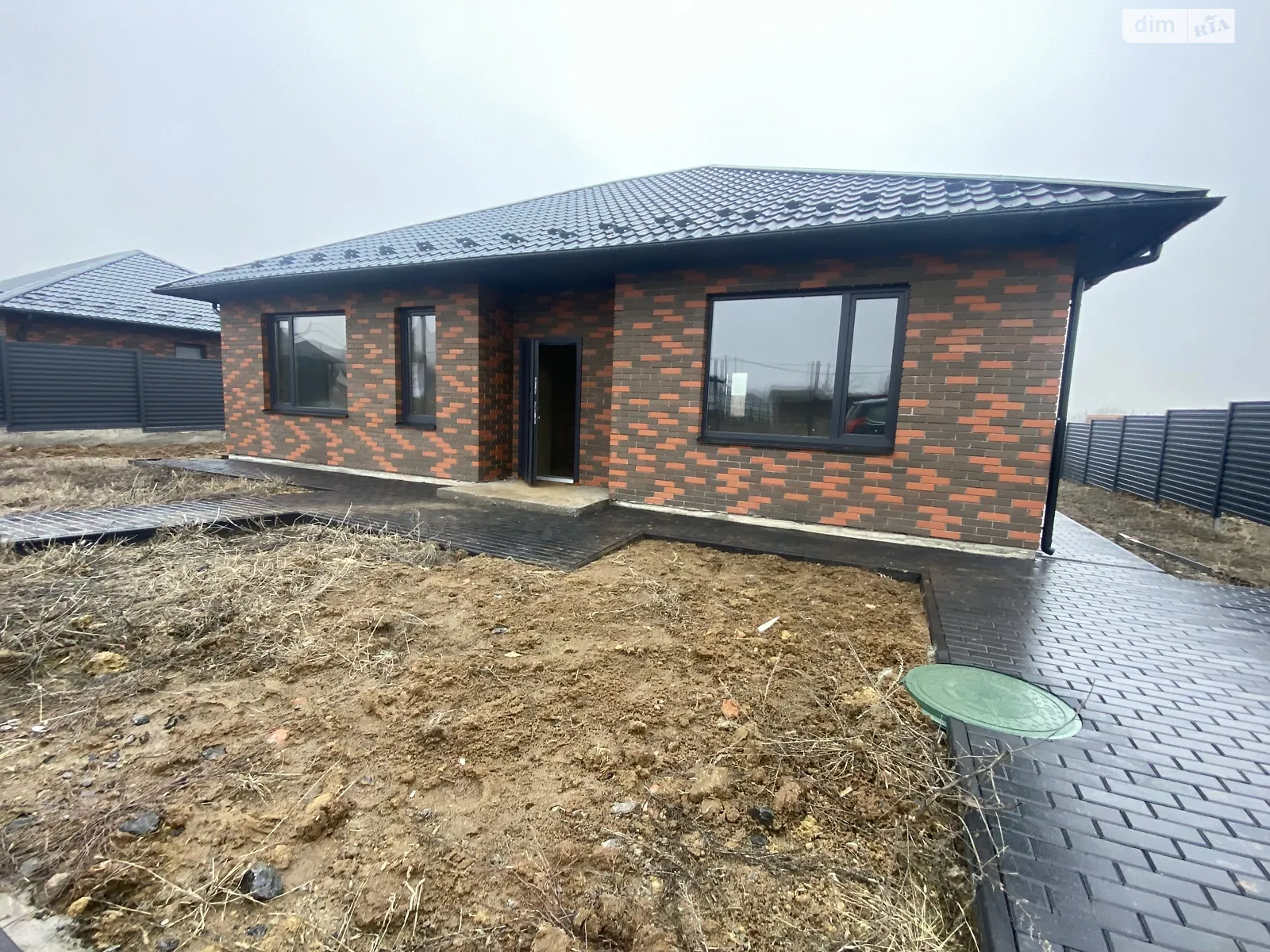 Продается одноэтажный дом 110 кв. м с террасой, цена: 75000 $ - фото 1