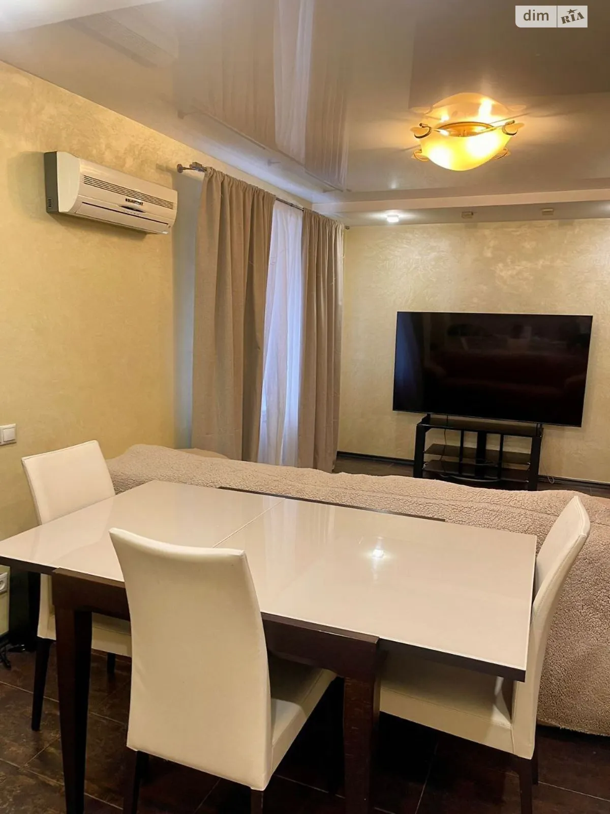 Продається 1-кімнатна квартира 40.3 кв. м у Києві, вул. Рибальська, 8 - фото 1