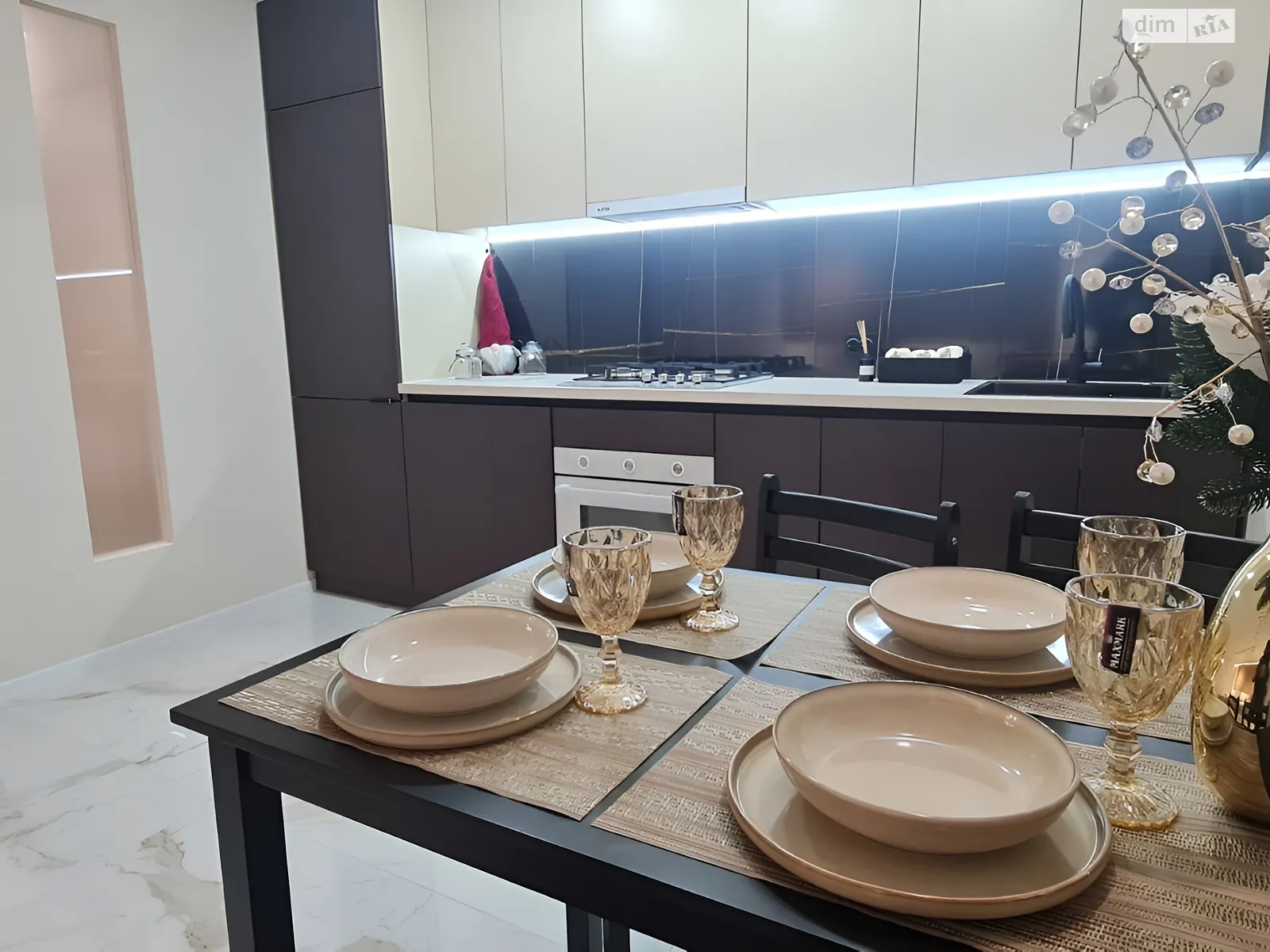 2-кімнатна квартира 56 кв. м у Тернополі, вул. Київська, 9Д - фото 1