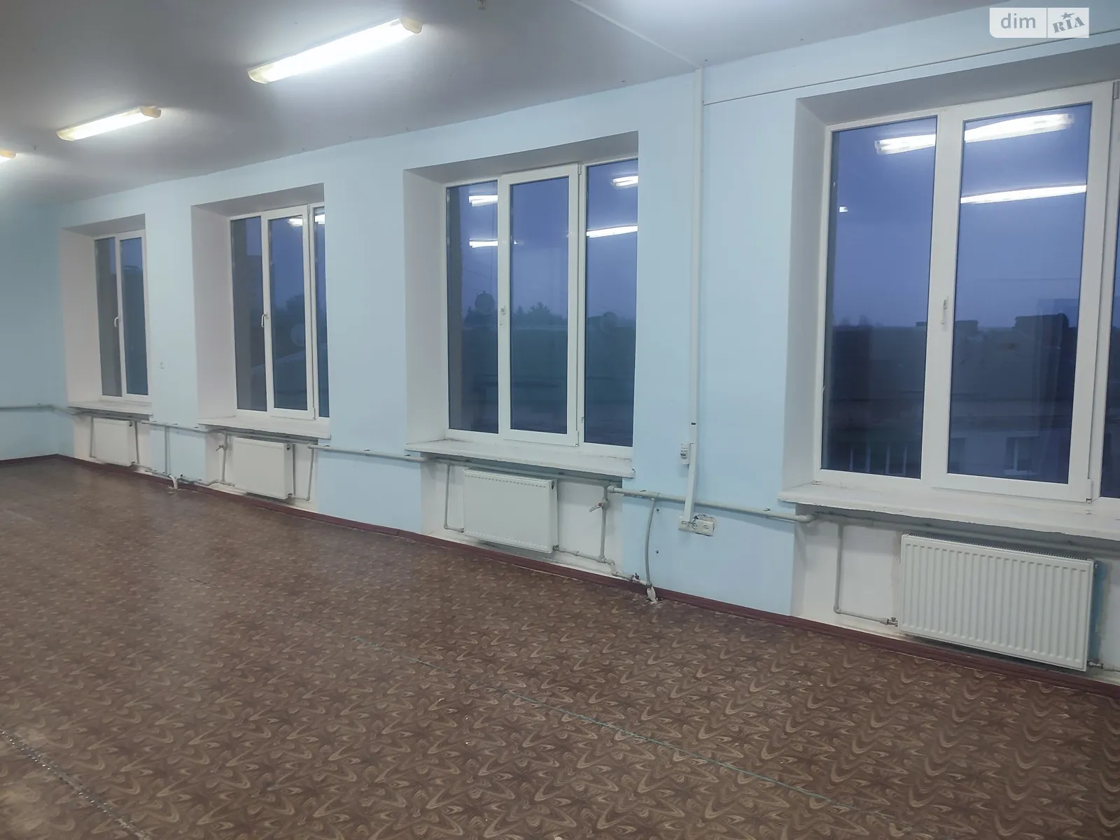 Здається в оренду приміщення вільного призначення 65.9 кв. м в 5-поверховій будівлі, цена: 3960 грн - фото 1
