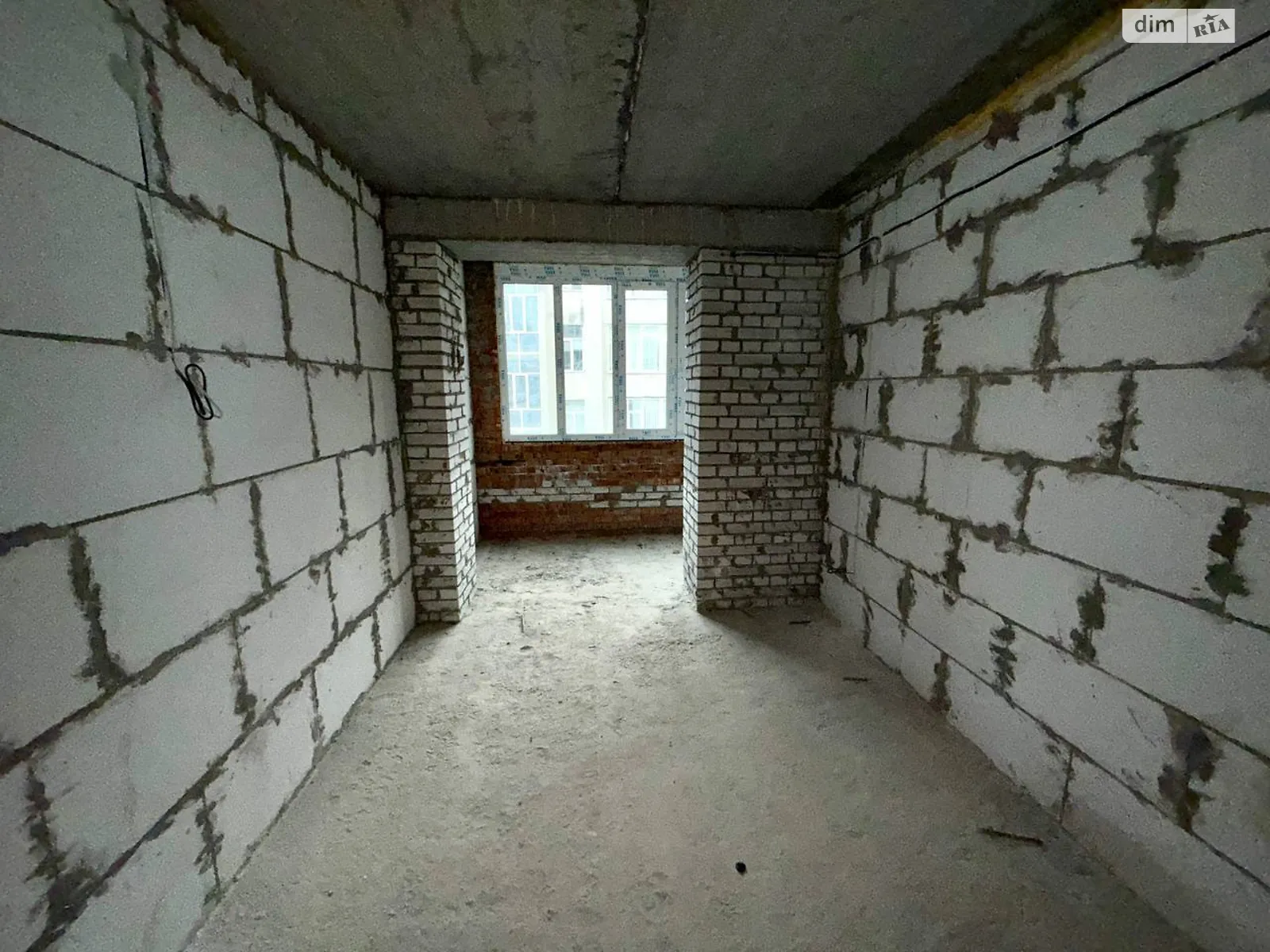 Продается 1-комнатная квартира 49 кв. м в Виннице, просп. Юности - фото 1