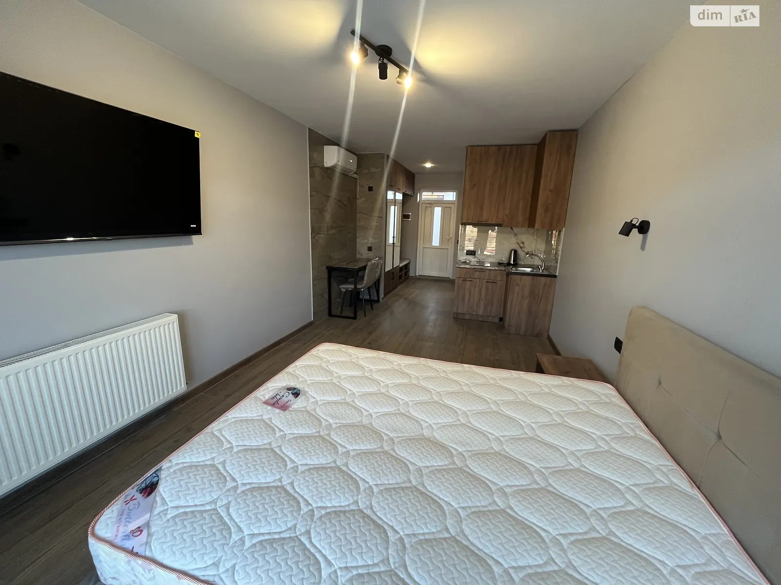 Продается 1-комнатная квартира 34 кв. м в Поляниця, ул. Прелуки, 2 - фото 1