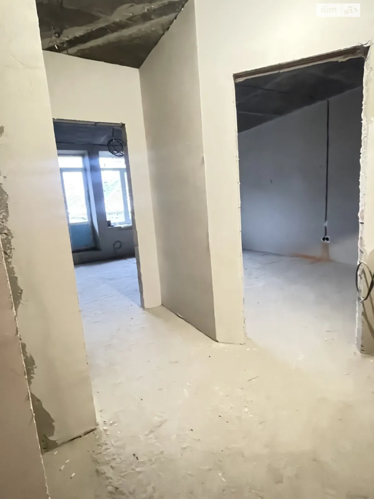 Продается 2-комнатная квартира 63 кв. м в Ивано-Франковске, ул. Карпатской Сечи, 6Б - фото 1