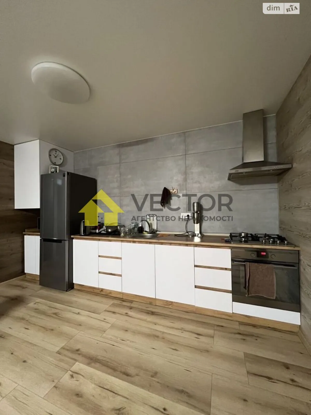 Продается 1-комнатная квартира 45 кв. м в Полтаве, ул. Монастырская - фото 1