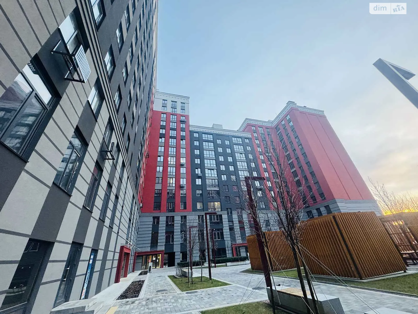 Продается 1-комнатная квартира 35.4 кв. м в Ирпене, ул. Университетская(Карла Маркса), 1М - фото 1